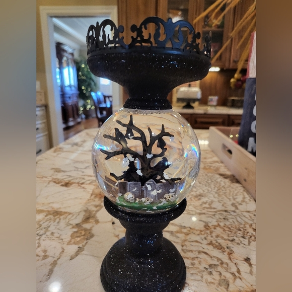 HALLOWEEN CEMETERY PEDESTAL WATER GLOBE CANDLE HOLDER Bath and Body Works NEW - Picture 5 of 7
